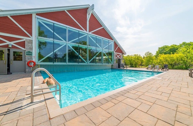 Jr Club Suite: Kitchenette, Pool, HotTub, Gym, BBQ