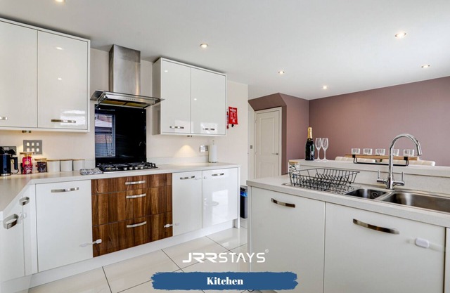 JRR Stays - Chorley - Buckshaw Villiage 48min Manc