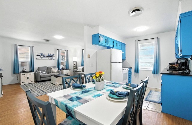 Judge's Landing - Comfortable 2BR/1BA Duplex