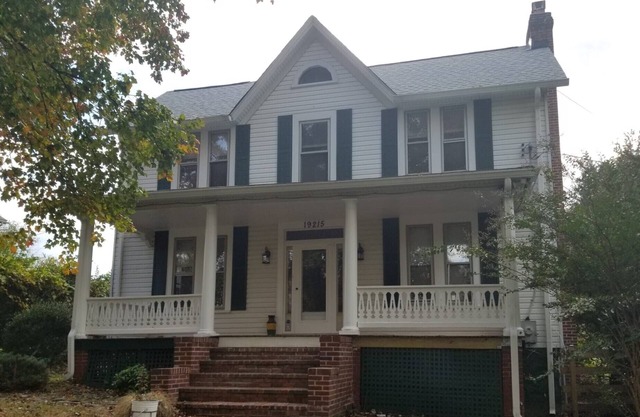 Sophie’s Manner Historical 5-Bedrooms house 4000SF