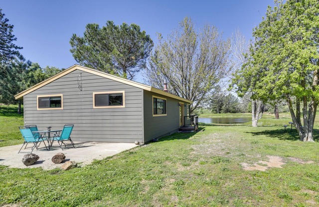 Julian Cottage Stay w/ Near Wildlife & Wineries