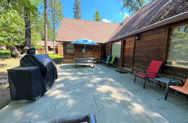 Julien Cabin - Twain Harte Lake Access