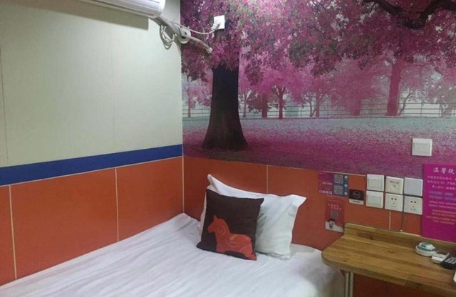 JUN Hotels Jinan Tianqiao District Railway Station Square