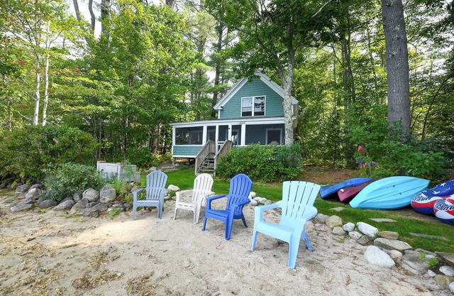 *JUNE SPECIAL* Pet-friendly cottage on Tripp Lake w/ spectacular sunset views
