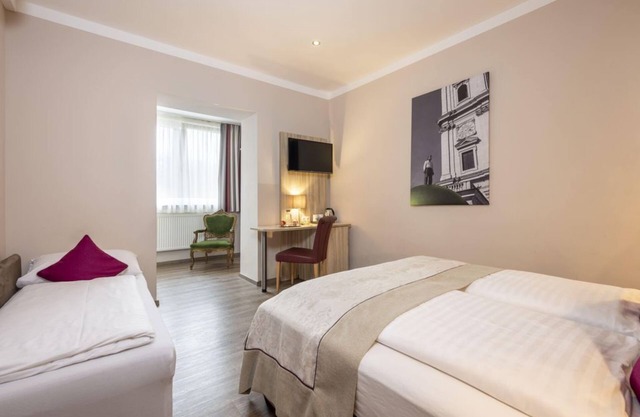 JUNIOR Comfort PLUS - HOTEL junior by max70