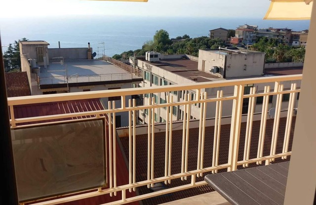 Cozy B&B with breathtaking Costa Viola views reachable in 5 minutes,