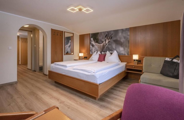 Junior Suite, Dusche, WC, 2 Schlafräume, 2 Nächte - Hotel Acherl