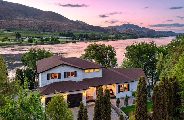 Juniper Hill Columbia River w/Hot Tub & Swim Spa