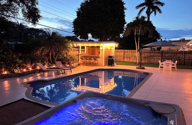 Jupiter Heated Pool/Spa Luxury Home with Private Oasis