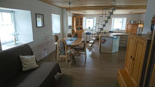 Jurahaus-Solnhofen - Maisonette Wohnung im OG und DG
