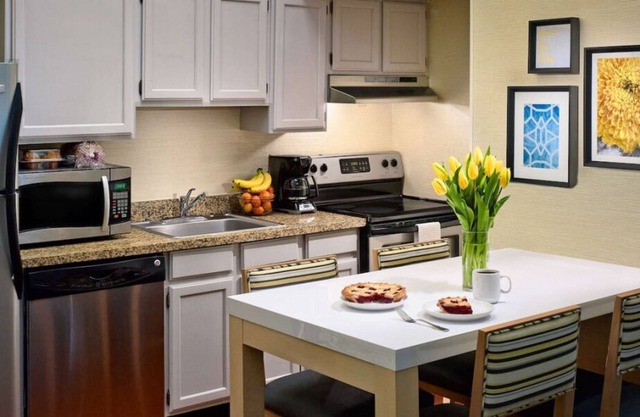 Just What You Were Looking For! 2 Pet-Friendly Units, Pool, Free Parking Onsite