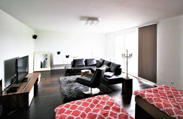 K51 große Penthouse Wohnung am Friesenplatz in Köln mit Balkon und gratis W-LAN