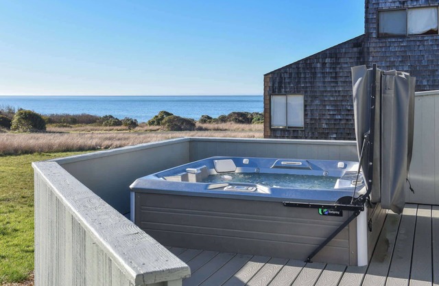 Kabella | Pet Friendly w/ Hot Tub!