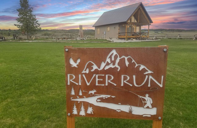 Kabino: River Run Cabin on Henry's Fork, Fire Pit, perfect fishing trip!