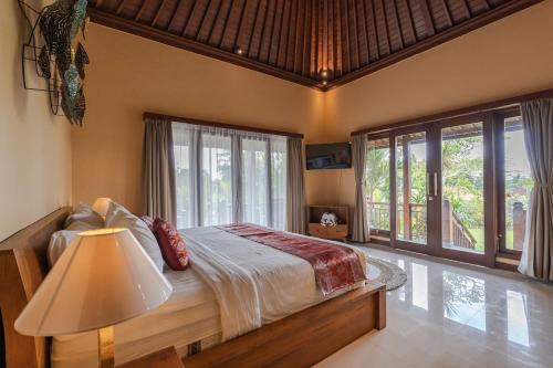 Kak Oman Villa By Madhava Villas