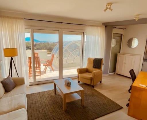 Kalamaria Urban-penthouse: unlimited view