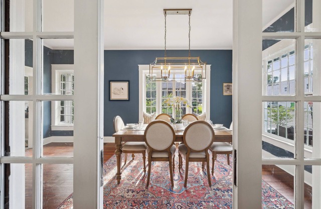Kalmia House—Stylish Stay Walkable to Downtown