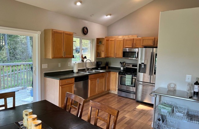 Kanaka Creek Cabin