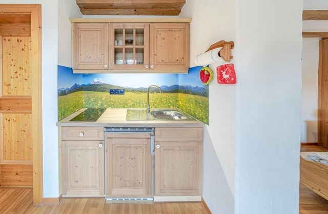 "Karwendel" Fewo, Wohn-Schlafraum, Du, WC - Antonia, Haus