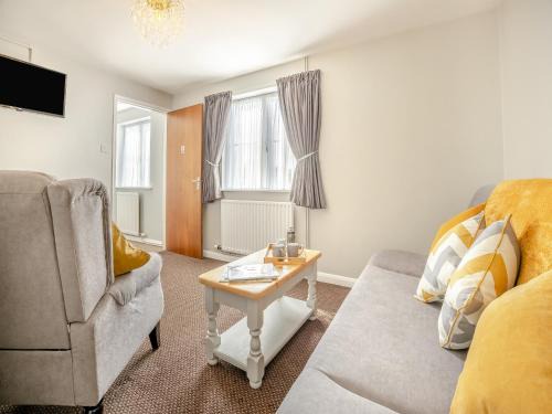 Katelan's Cottage - Uk42145
