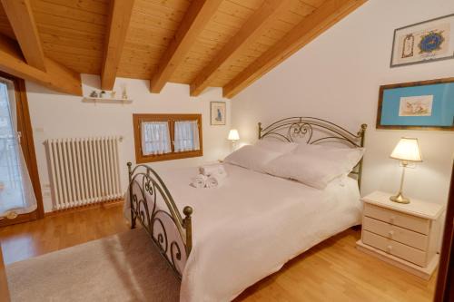 Katja's Flower Valley - 90m2 Apartment