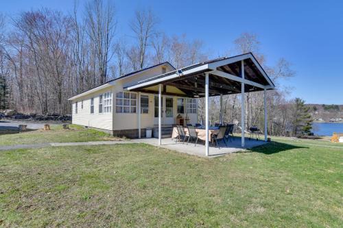 Kayaks and Canoes Lake-View Retreat in Ellenville!