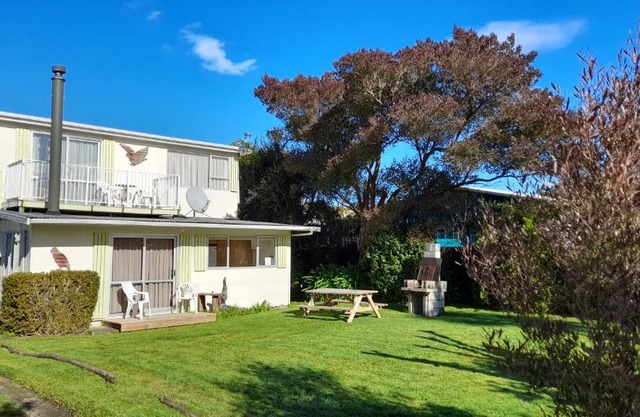 Kea View - Pohara Beach Holiday Home