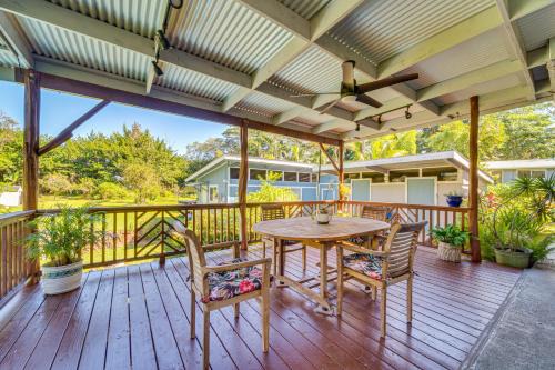 Keaau Apartment on Beautiful Acre with Pool and Deck!