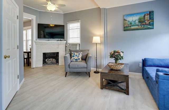 Keansburg Vacation Rental: Walk to Beach!