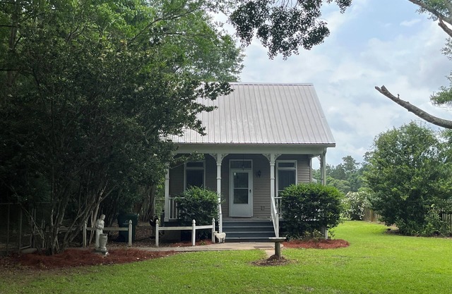 Kelsee’s Country Cottage