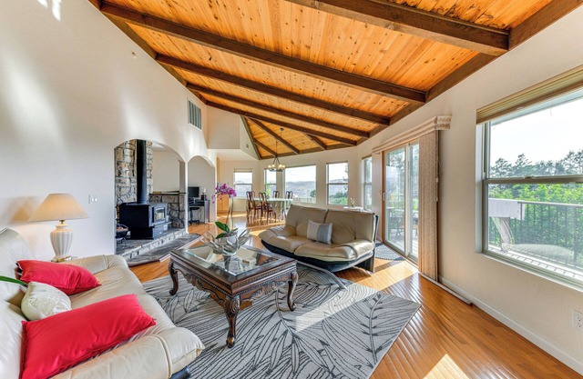 Kelseyville Home w/ Deck & Clear Lake Views!