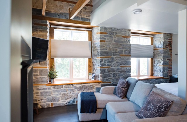 Kemptville Suites