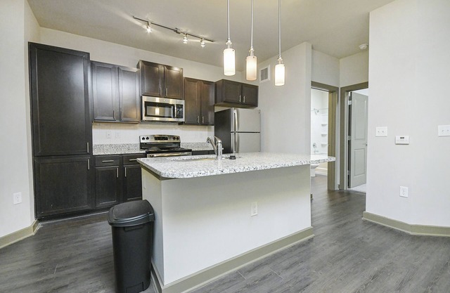 Kennesaw Stone Park Unfurnished
