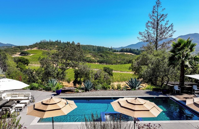 Kenwood Vista by AvantStay | 7acres w/ Pool, Fire Pit, Vineyard Views