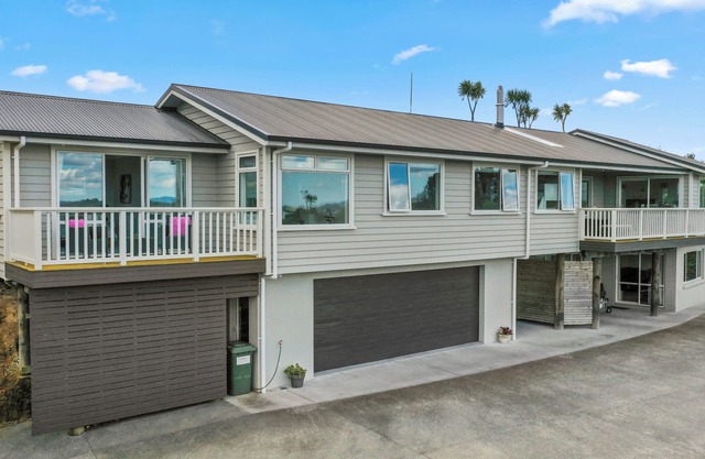 Kerikeri Sea Views 4 Bedroom House