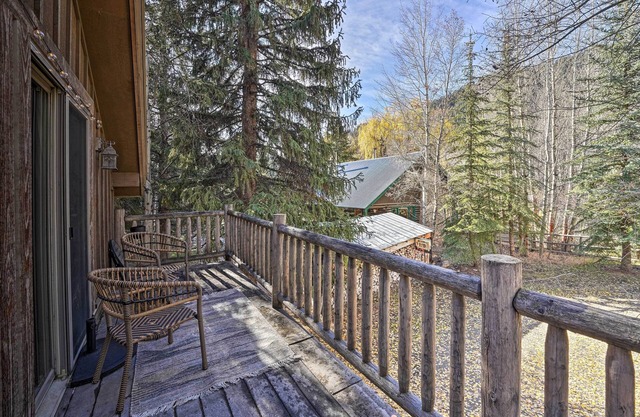 Ketchum Couple's Retreat: 1 Mi to Sun Valley!