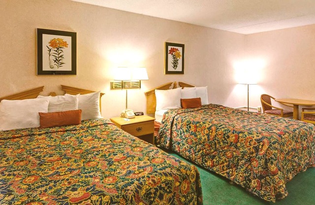 Key Inn Roseville - 2 Double Bed Non-Smoking