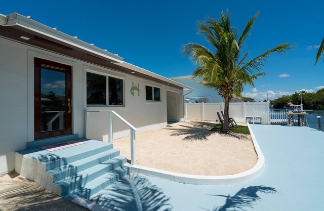 Key Largo Waterfront Paradise - Pet Friendly