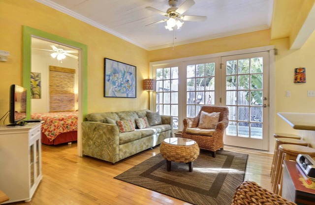 Key Lime Pie by AvantStay | Ideal Location w/ Splash Pool & Out Door Dining