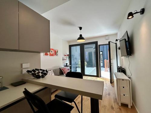 Kibilù Luxury Apt with Terrace, Isola district and near Garibaldi Station