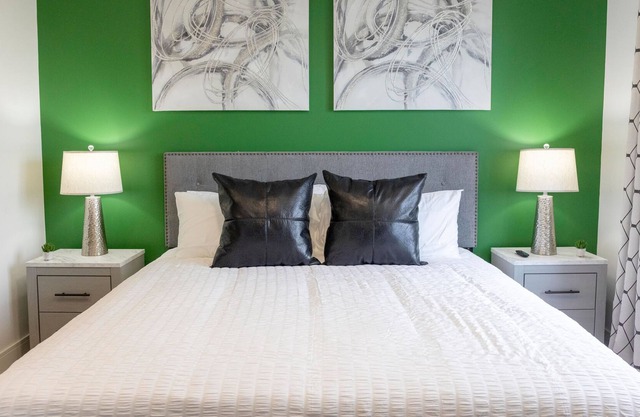 Kid & Pet Friendly | Garage | 300 Wi-Fi | Gym