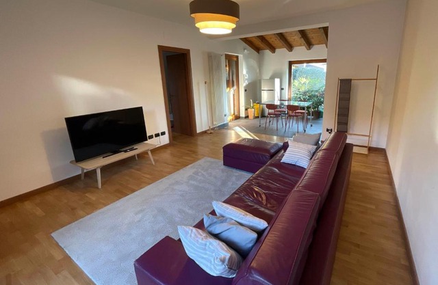 Kikka's gem - Spacious Apartment 20km from Milan