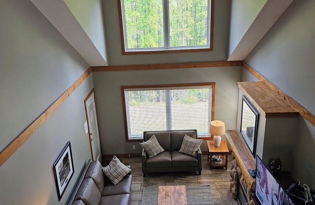 Kimberley Cabin - Between Trickle Creek Golf & Ski Hill