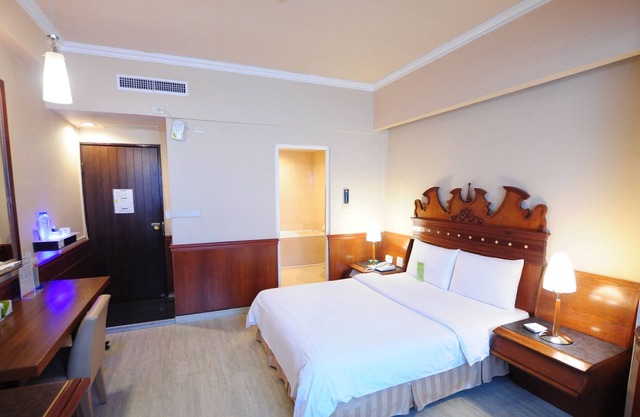 Kindness Hotel Wu Jia