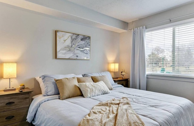 King Bed, Family Friendly, Mountain Views, Minutes from UVU & BYU