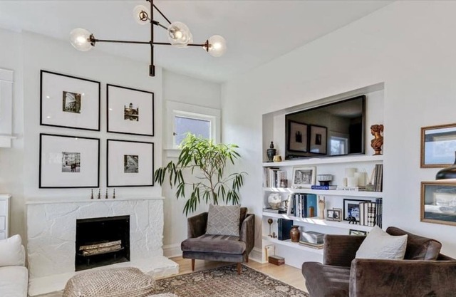 Charming, Historic 3Bedroom Home in SLC w/ a view!