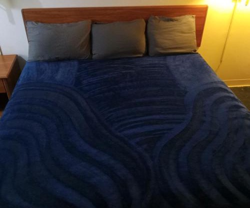 King Bed Hotel Studio 208
