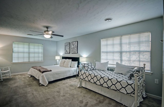 *King* Bed In Heart of City Close to the Reservoir