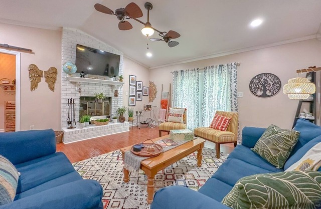 King bed-Office-Pets-Fenced Yard-Fast WiFi