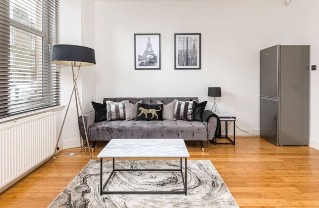 King St. Apt - stylish city pad in Broughty Ferry